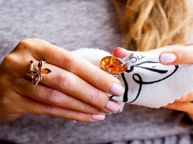 GÜMÜŞ TAKILARIN BAKIMI 