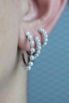 İNCİLİ HALKA KÜPE