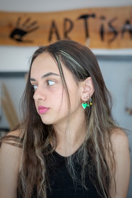 NEON YEŞİL KALP KÜPE