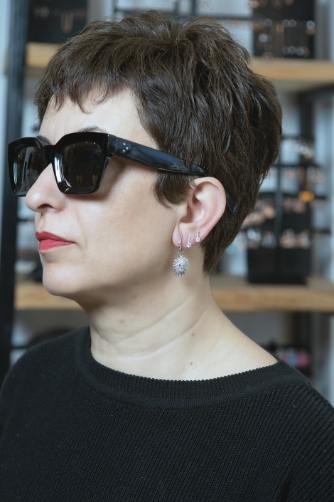 ASLAN ZİRKON TAŞLI   KÜPE