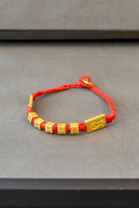 KIRMIZI İP BALIK BİLEKLİK