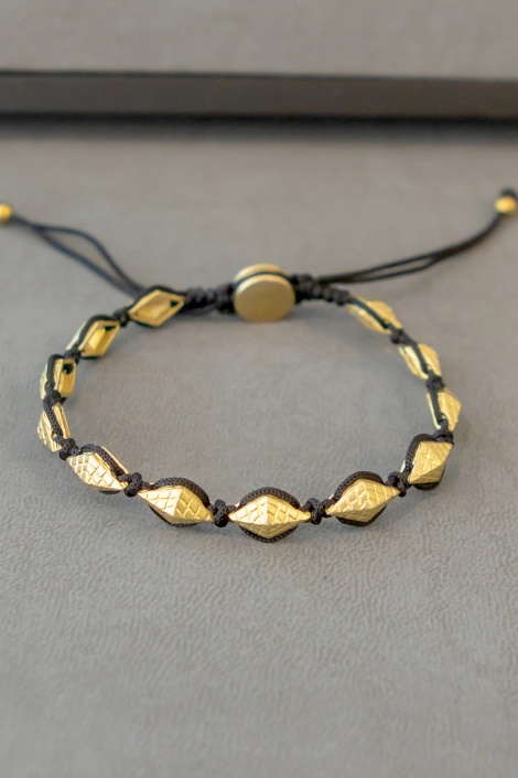 SİYAH İPLİ BİLEKLİK 2