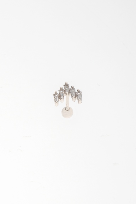 TRAGUS PİERCİNG 17
